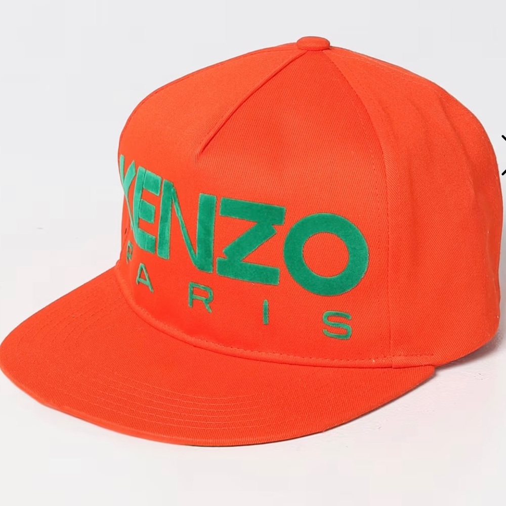 KeNzo Paris hat. Authentic with dust bag